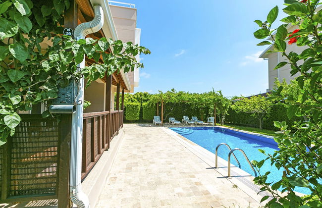 Paradise Town Villa Royal - Photo 26