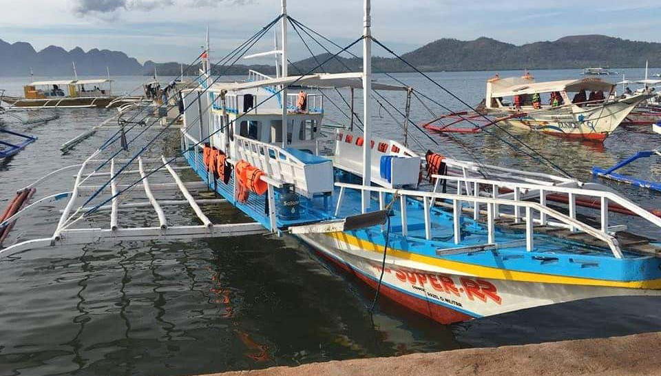 Boat cruise from Coron