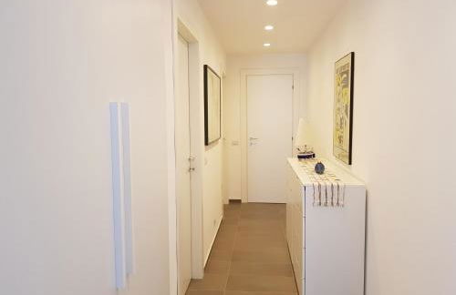 Sitting on the beach - Foto 23