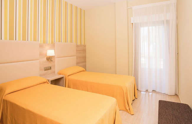 Aparthotel Atlántico Resort - Photo 9