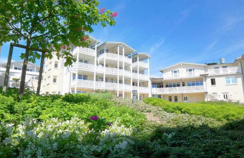 mit Meerblick und Balkon, strandnah, gratis Nutzung vom AHOI Erlebnisbad und Sauna in Sellin - Meeresblick FeWo 51 - Foto 1