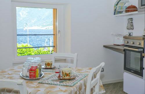 Casa Hygge - Lake Front - Photographer's Art Home - Photo 3