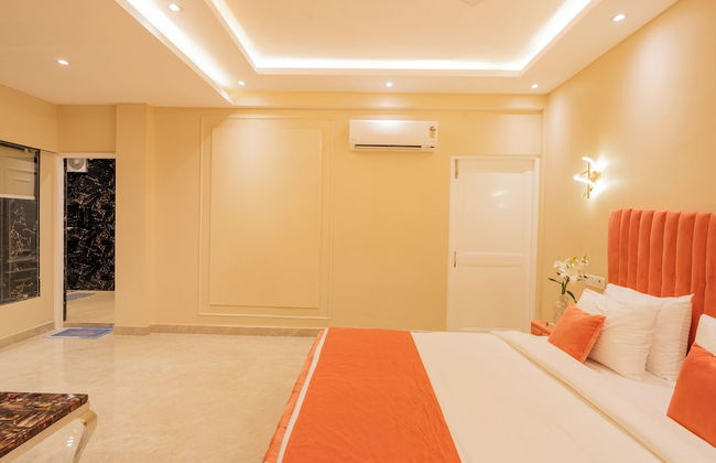 Emperor Ozran by Alaya Stays - Photo 9