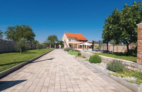 Five-Bedroom Holiday Home In Gorica - Foto 26