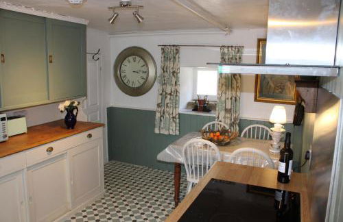 East Wing Lickleyhead Castle - Photo 5