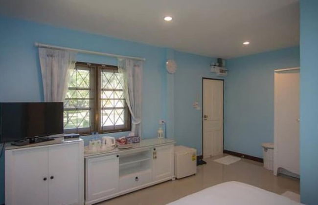 Tharnrarin Villa Suphan Buri - Photo 39