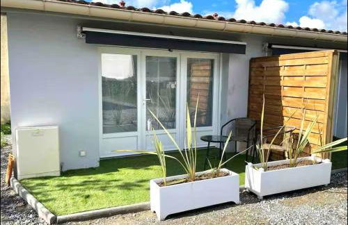 La loge de Gustave, studio avec wifi et une place de parking privatif - Foto 1