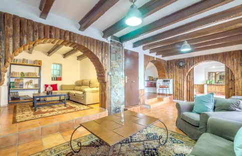 Spacious House in Can Trabal - Foto 4