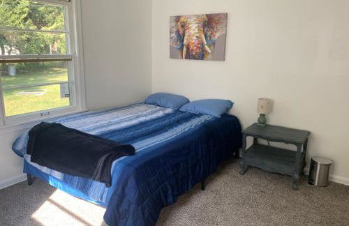 East Side 2BR - 1 BA Newly Remodeled Home - Foto 3