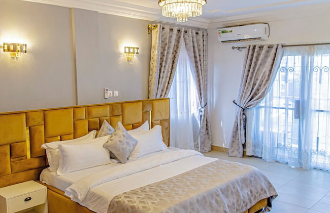 G&G Residency - Photo 6