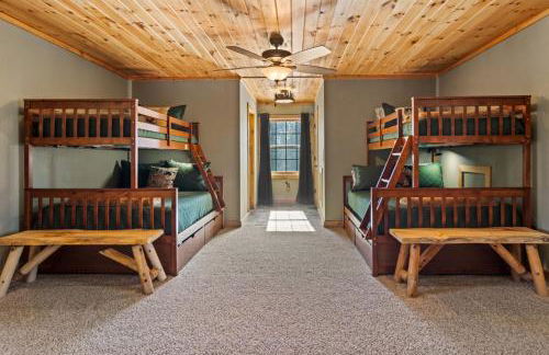 Weatherwood - Gorgeous Luxury Cabin with Spa! - Foto 46