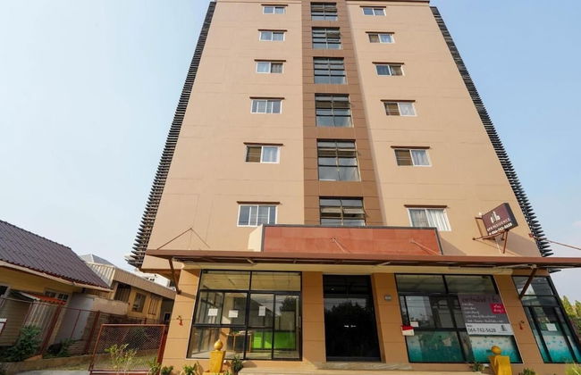 RoomQuest SPS Hotel and Residence - Photo 25