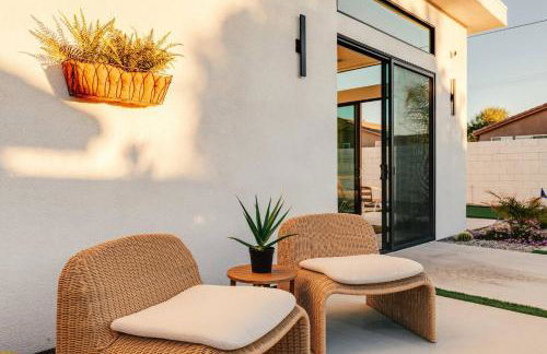 Desert Oasis: Pool, Spa, Golf Sim + EV Charger - Foto 70