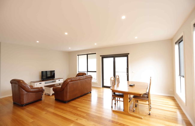 Apollo Bay Seal Apartments - Photo 34