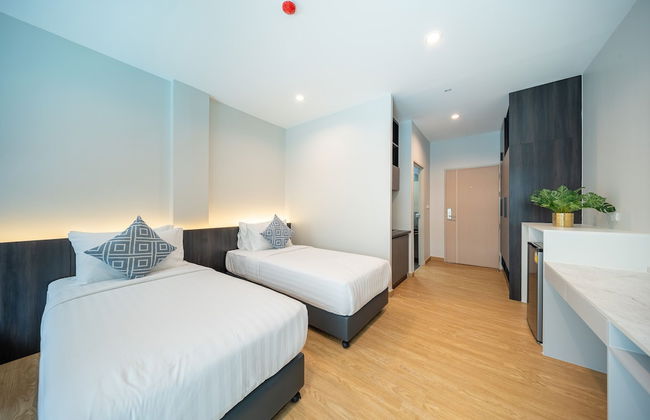 College Haus - Photo 14