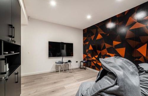 Luxury Villa Novita with Pool - Photo 34