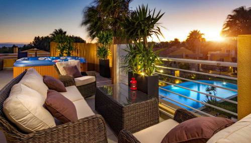 Penthouse Duplex Rooftop Jacuzzi 4 Rooms 6 beds 8 Persons - Foto 1