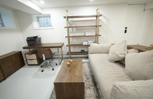 Central Square Studio with Off-Street Parking - Photo 8