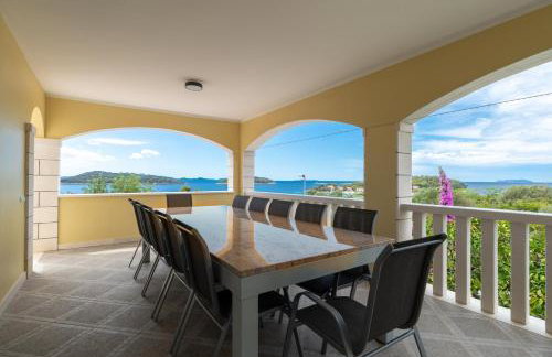 Holiday house with a swimming pool Prizba, Korcula - 199 - Photo 30