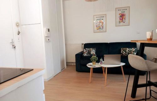 Studio CERGY 5 min de la Gare et place parking - Foto 17