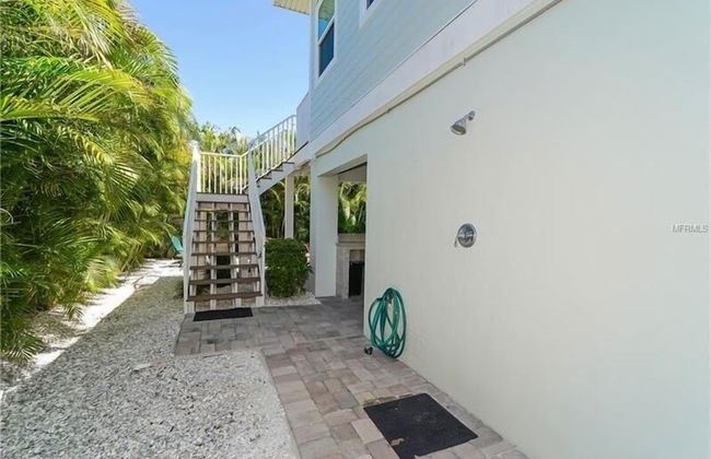 Footprints in the Sand managed by Beach Retreats - Photo 29