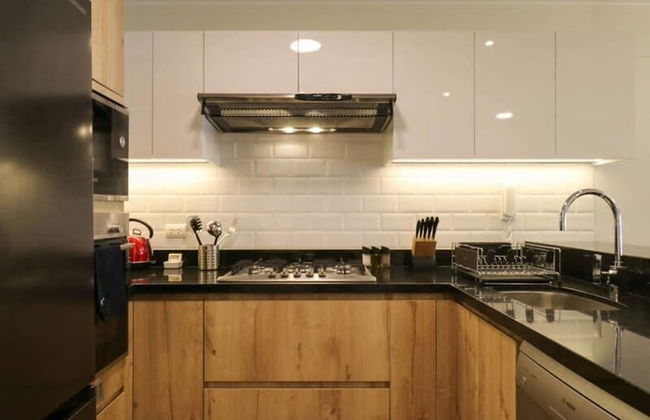 w Spectacular 1BR With Balcony in Miraflores - Photo 7