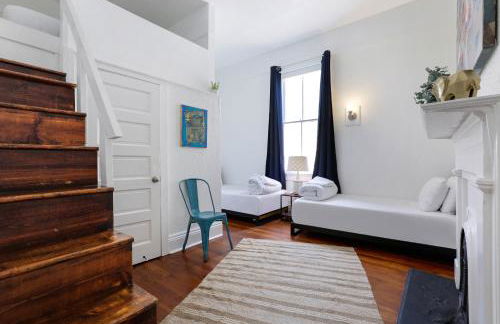 Uptown Spacious 4BD/3BA with Historic Charm - Foto 58