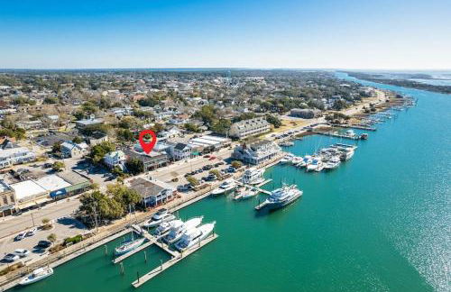 Why Knot Getaway…Rooftop with WaterView! Unit F - Foto 17