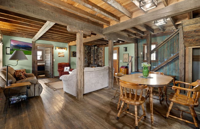 Costitch Lake Homestead Extraordinary Views! - Photo 10