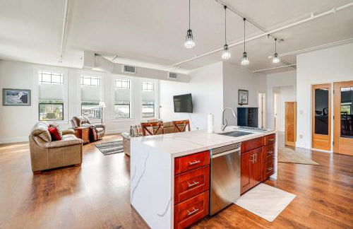 Modern Blaine Condo Rental Less Than 1 Mi to Boat Harbor! - Foto 9