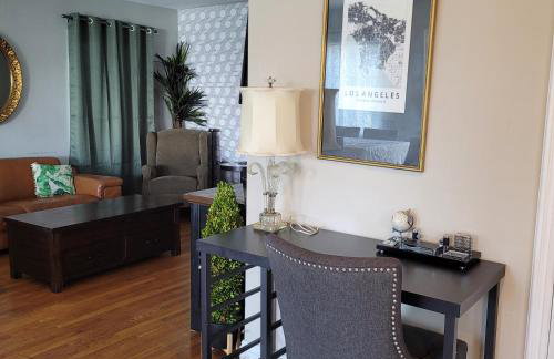 3 bedroom 2 bath home with Jacuzzi near Beverly Hills, wi-fi, Jacuzzi, Roku, BBQ, giant games family fun - Foto 23