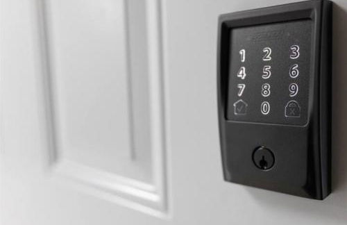 Cozy Urban Getaway - Free Parking, Gym, Stadium - Foto 46