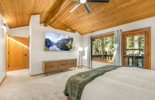 Pinewood Lodge - Backs to Forest - Near Downtown! - Foto 6