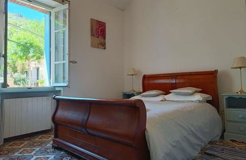 Ceps Cottage sleeps 6 with free wifi near the river - Foto 14