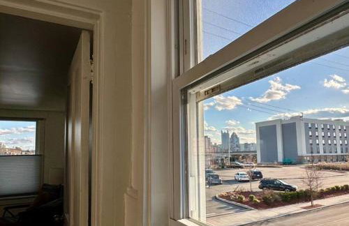 Unique Artsy 2 Bdrm Apt 1.5 mi from Downtown - Foto 29