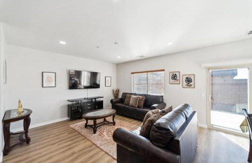 Charming Pet-Friendly Getaway in Sunny Beaumont home - Foto 12