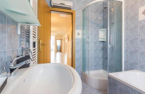 Gorgeous Home In Sumber With Sauna - Foto 74