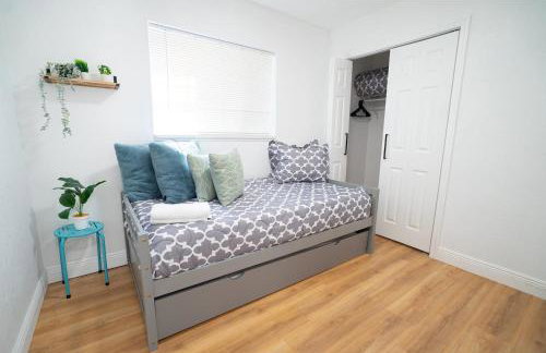 Tranquil and Sunny 4BR Getaway Home - Foto 26