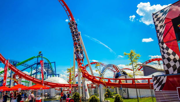 Transporte e ingresso do Energylandia - Foto 2, Uma das montanhas-russas do Energylandia