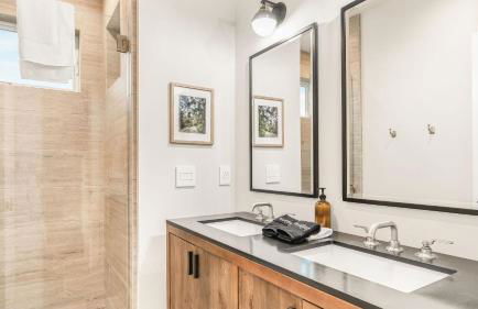 Vineyard Views w Pool Game Room Near Trails Wineries Beginnings Ranch Vineyard by AvantStay - Foto 45