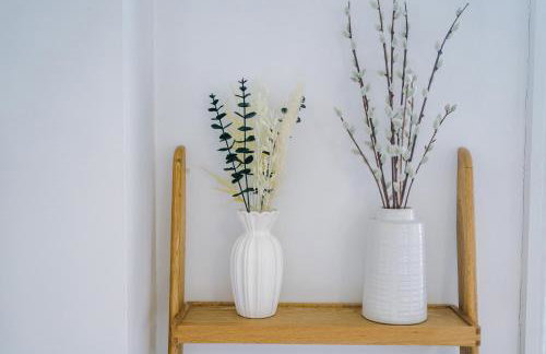 Modern 3 Bedroom House Perfect for Short and Long Stays - Foto 31