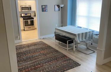 Short Walk to Campus - Photo 11