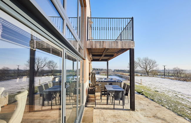 Host Stay The Gathering - Photo 19