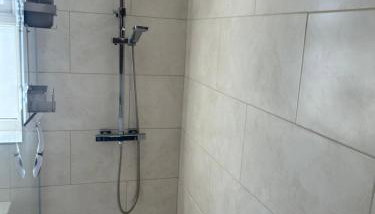 Best rated in Barnsley- apartment sleeps 4 & 5 minute walk to town centre - Foto 3