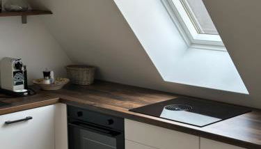 Exklusive Maisonette-Wohnung am Rande von Freiburg im Breisgau - Foto 2, stove