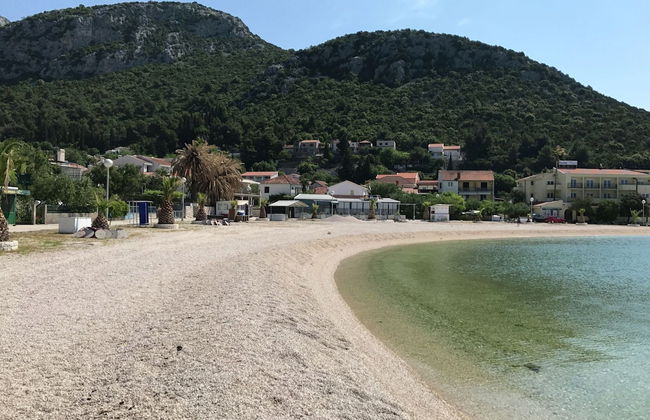 Spacious and Modern Apartment on the Beach in Klek - Foto 33