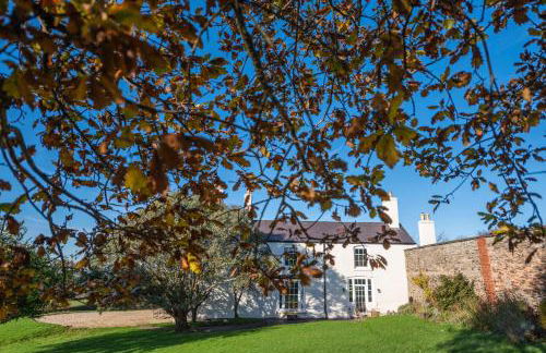 Georgian Country House -Panoramic Views -Sleeps 12 - Photo 72