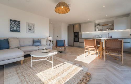 Gwel Y Mor Duo by Birch Stays New Home - Photo 2