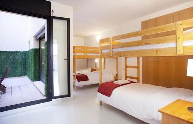 Spacious Apartment for Families Near Park Guell - Foto 6