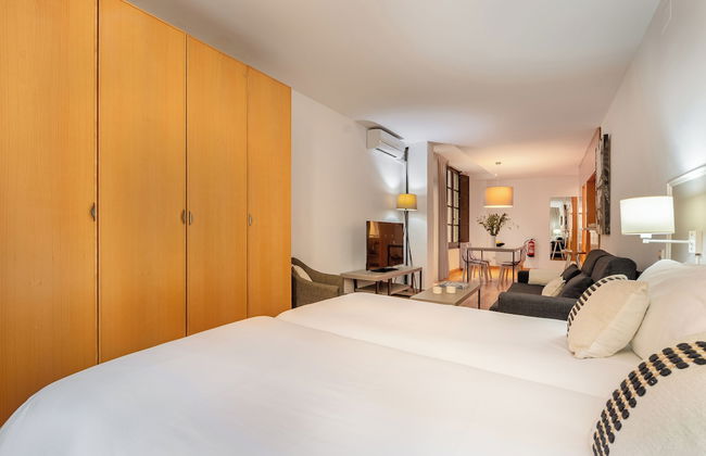 Aspasios Plaza Real Apartments - Foto 4